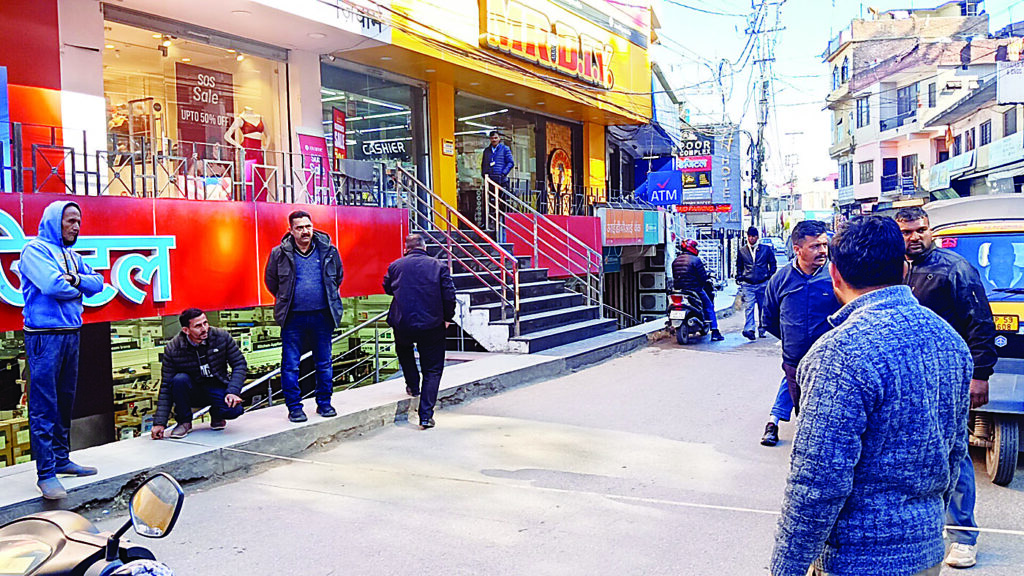 Mall Road encroachment