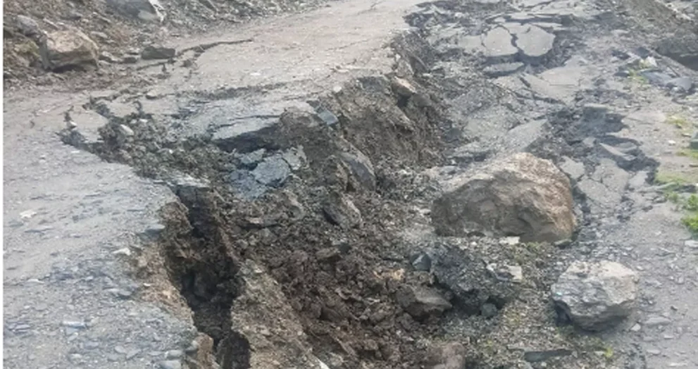 uttarkashi-chardham-yatra-disrupted-as-yamunotri-highway-remains-closed hillstime